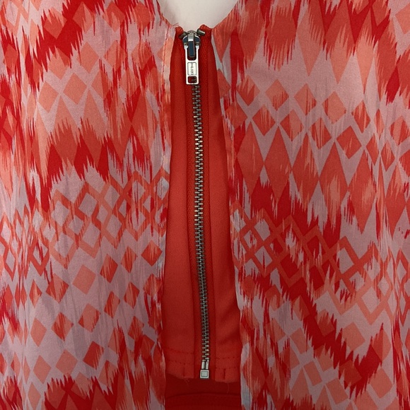 NWT Guess Fluted coral top - Picture 3 of 7